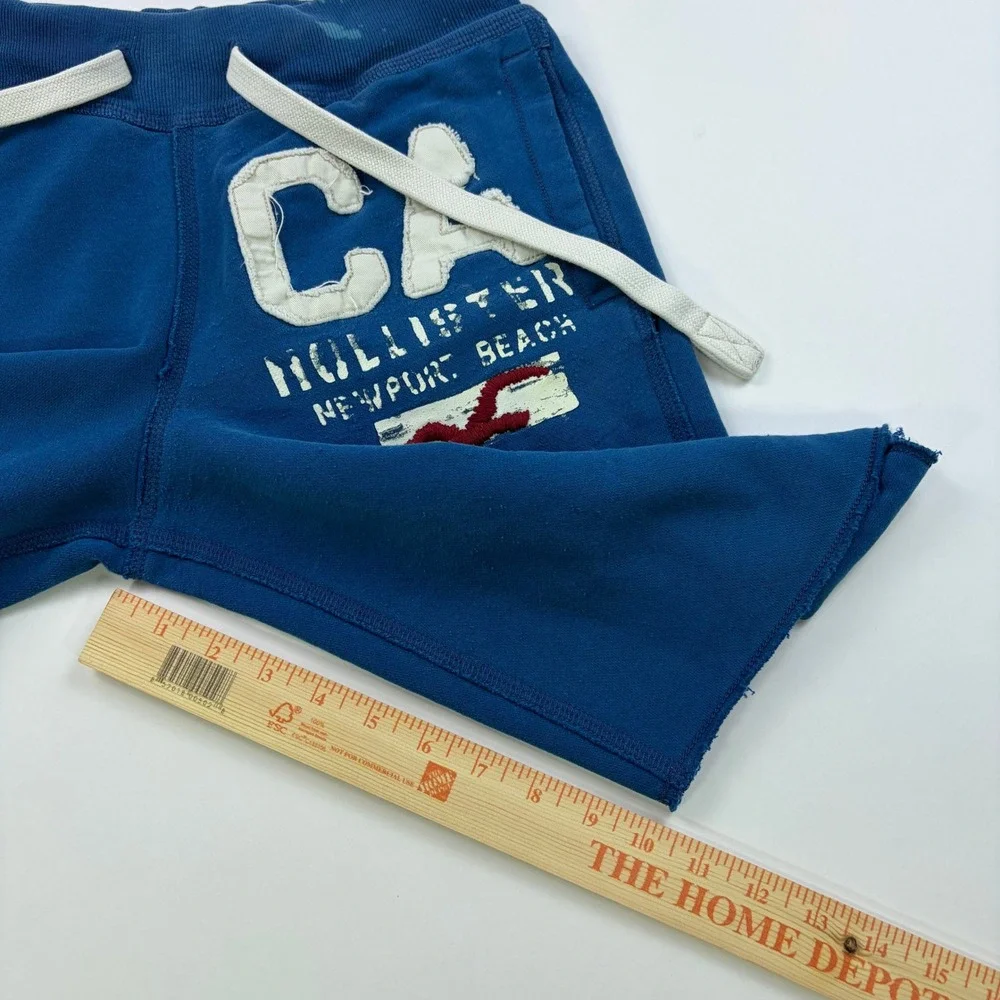 Y2K Hollister Newport Beach Cutoff Sweat Shorts Mens Small Blue Raw Hem CA Logo